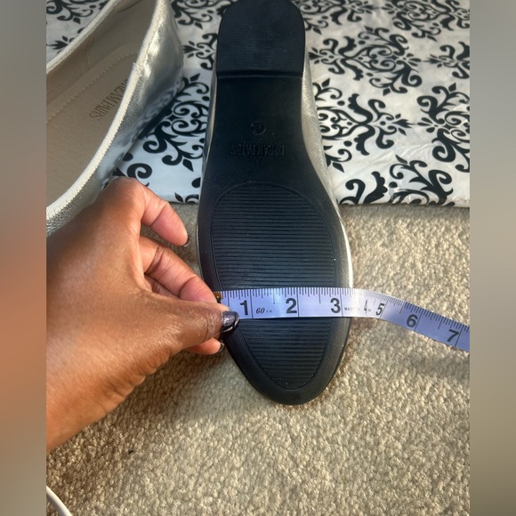 NWOT DREAM PAIRS Women's Cap Toe Ballet Flats - Picture 10 of 10